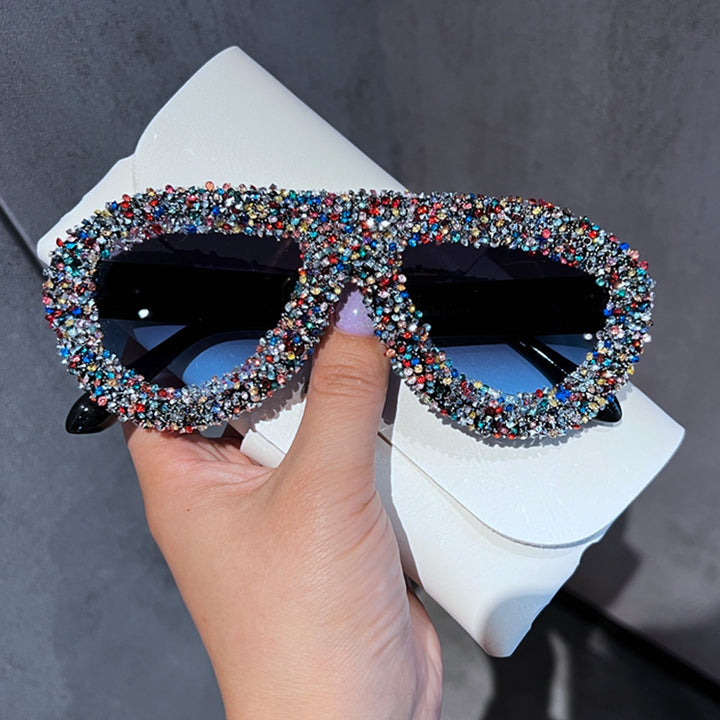 Ladies sunglasses with extravagant crystal embellishment Bowlift