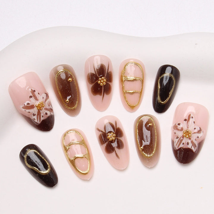 Artistic Floral Nail Art Press-On Set Bowlift