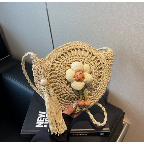 Handmade straw bag Bowlift