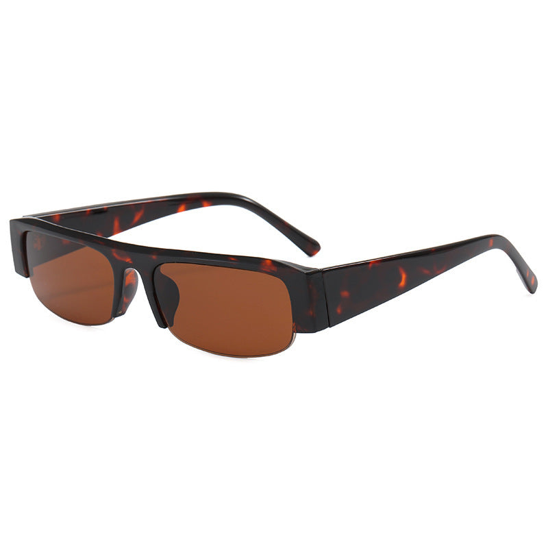 Contemporary Retro-Inspired Flat Lens Sunglasses Bowlift