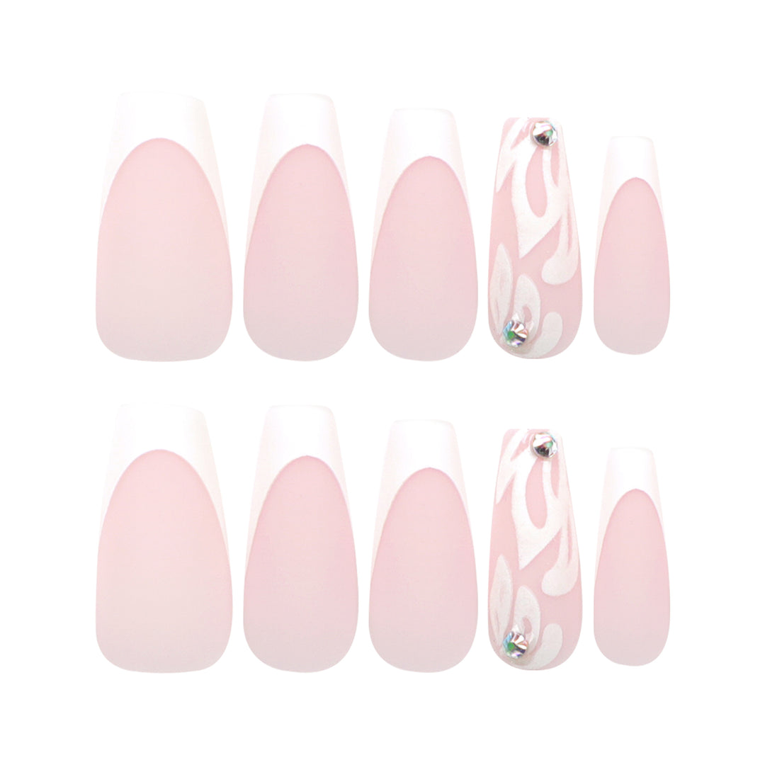 Artfully designed acrylic nails with elegant gradient Bowlift