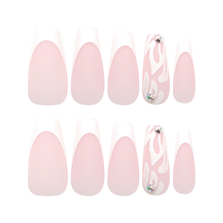 Artfully designed acrylic nails with elegant gradient Bowlift