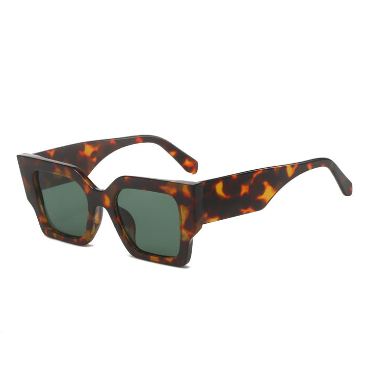 Ladies fashionable square sunglasses with wide frame and UV protection Bowlift