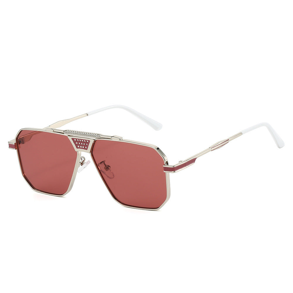 Ladies sunglasses in luxurious, geometric design Bowlift
