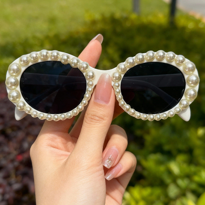 Decorative Pearl Frame Sunglasses Bowlift