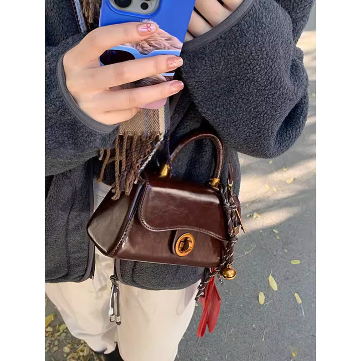Elegant Structured Satchel Bowlift