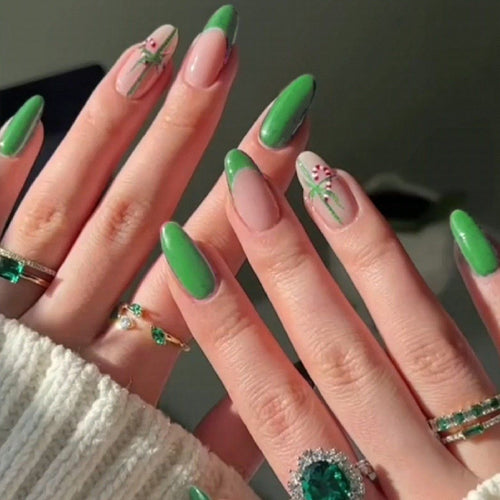 Elegant Floral-Themed Nail Design Bowlift
