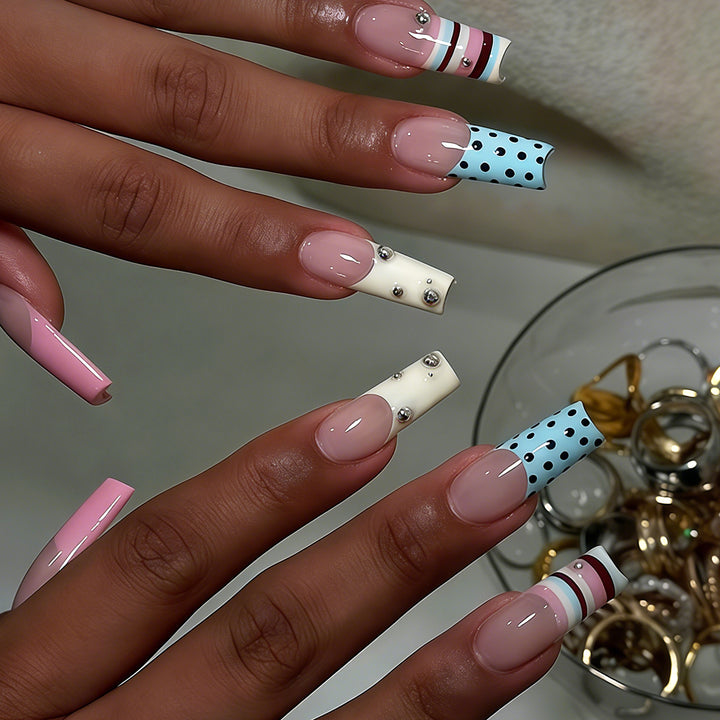 Decorative Press-On Nail Art with Intricate Patterns Bowlift