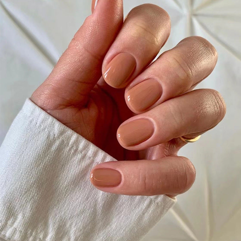 Creative Nail Art with Elegant High Gloss Finish Bowlift