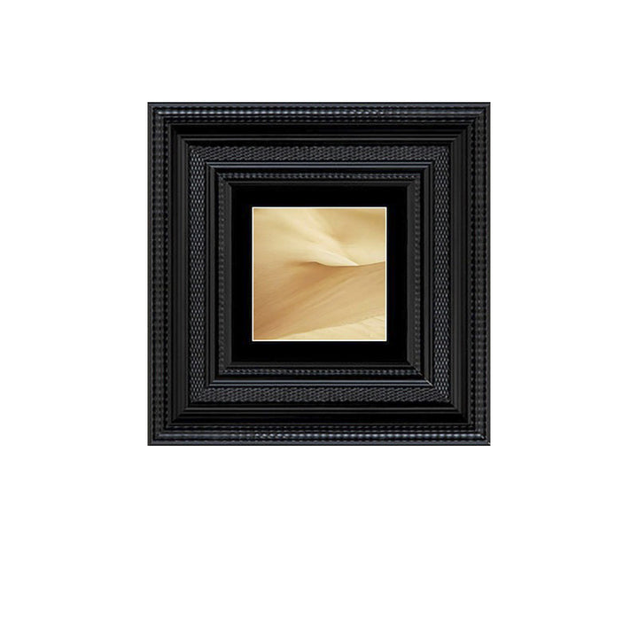 Artistic Flowered Coated Wall Decor