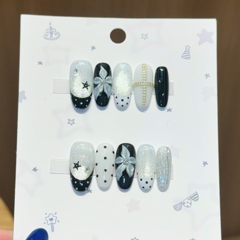 Glamorous artificial nail tips with floral accents Bowlift