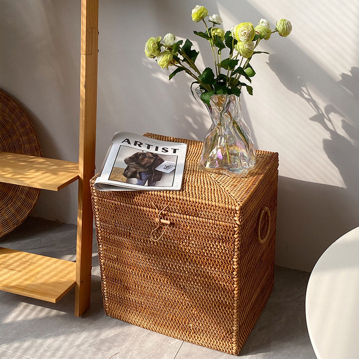 Stylish storage basket made of rattan Bowlift