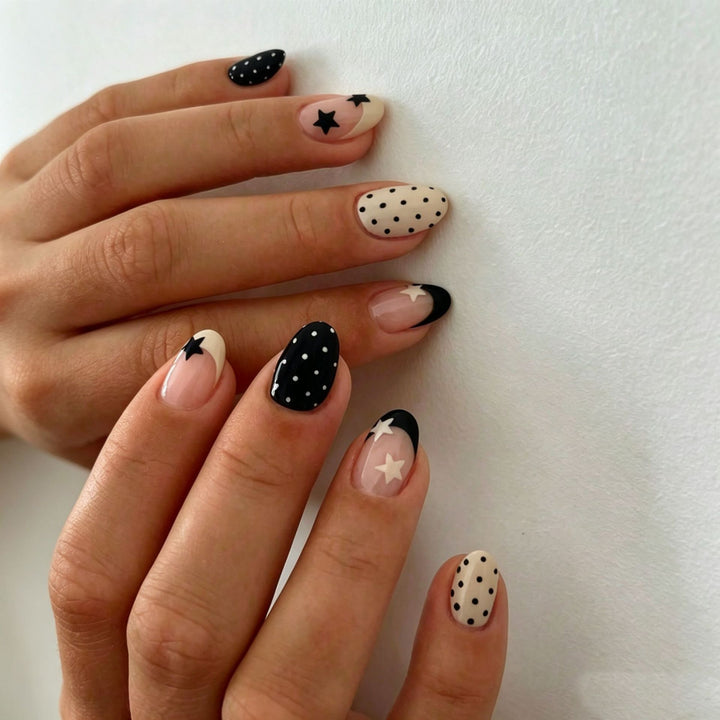 Elegant Press-On Nail Tips with Decorative Bow Bowlift