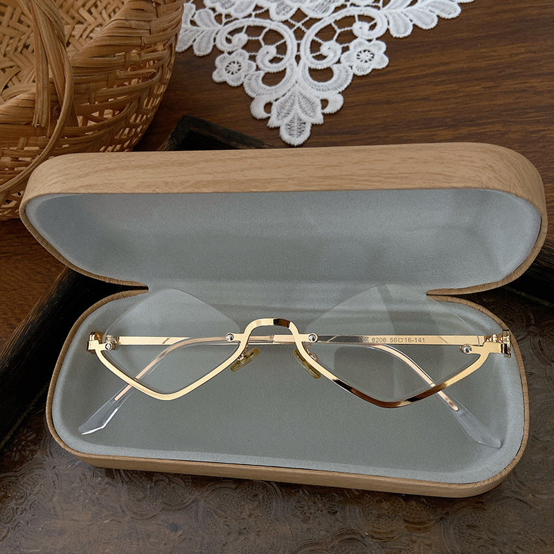 Fashionable Retro Sunglasses in Geometric Design Bowlift