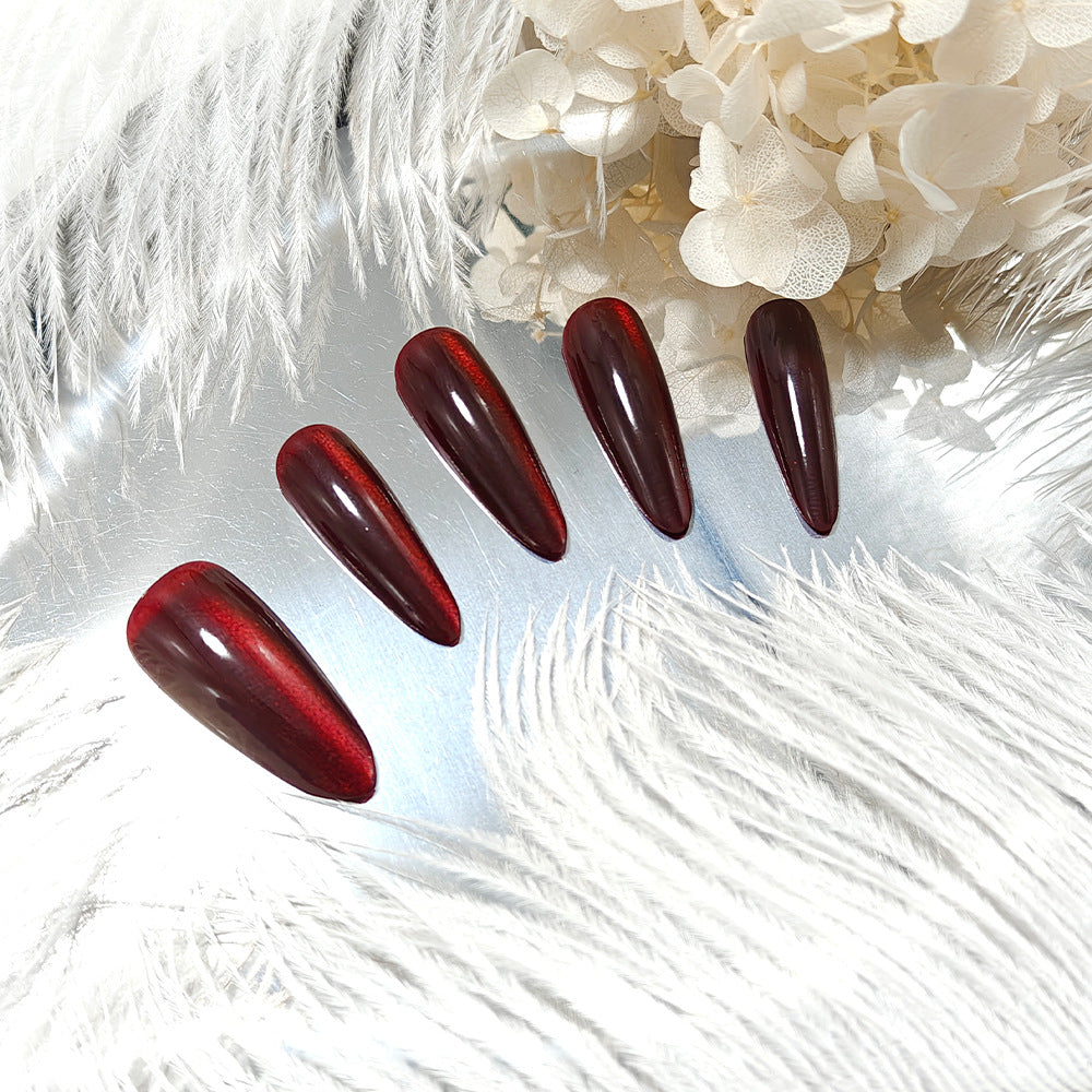 Artificial Nails in Elegant Stiletto Design Bowlift 1787298615