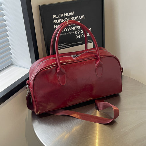 Elegant Weekend Bag in Vintage Style Bowlift