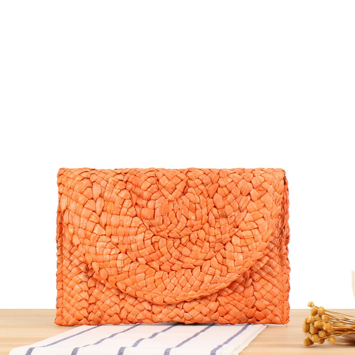 Clutch Made of Handmade Basket Weave Bowlift