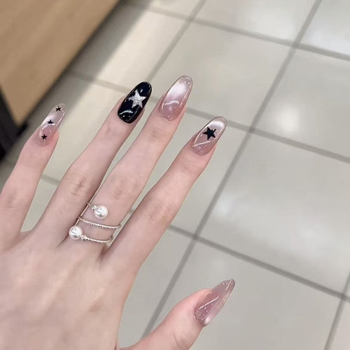 Stylish Press-On Nail Art Set Bowlift