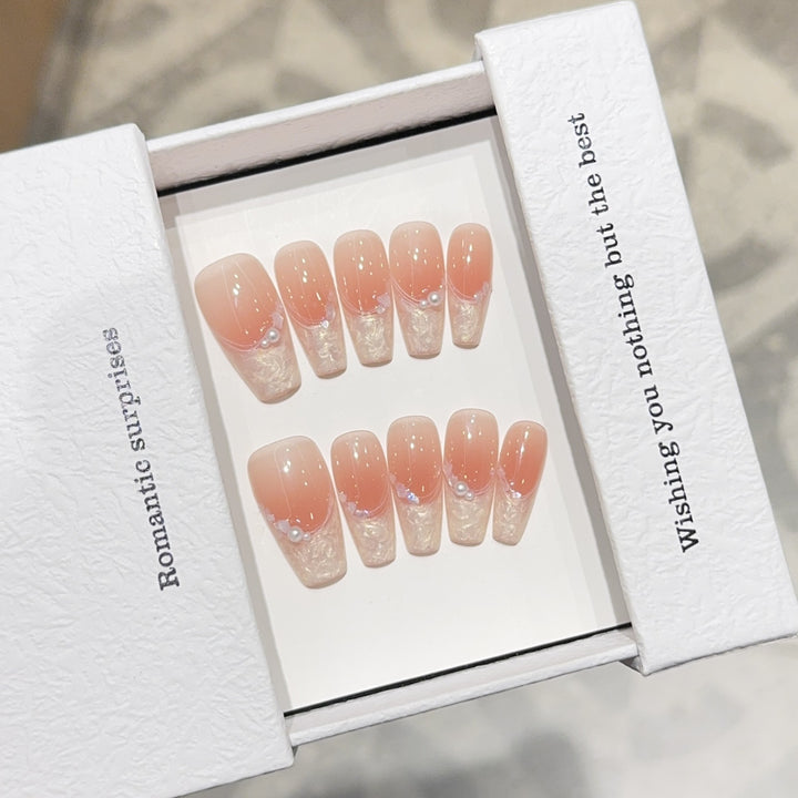 Artificial Nails in Romantic Ombre Design Bowlift
