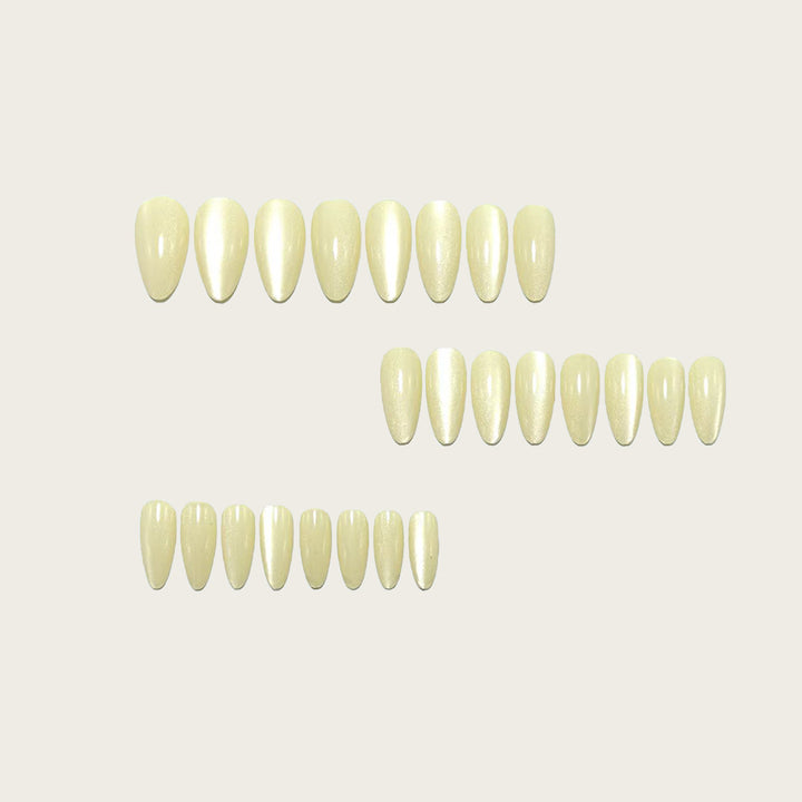 Shiny Nail Art Bowlift