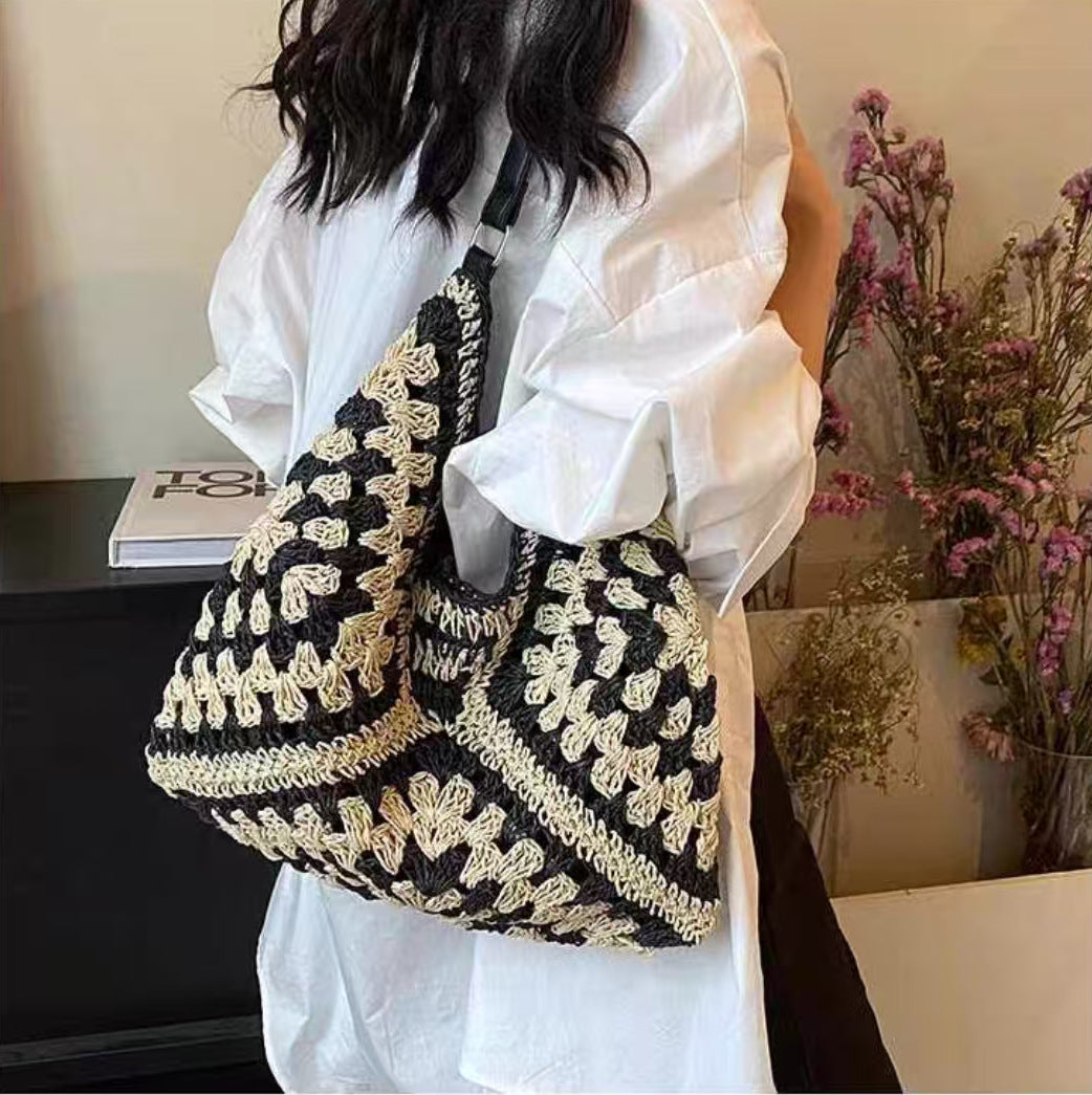 Hand-knotted shoulder bag Bowlift