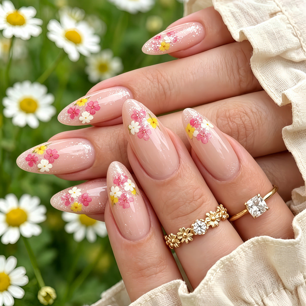 Elegant artificial nails with floral decorations Bowlift