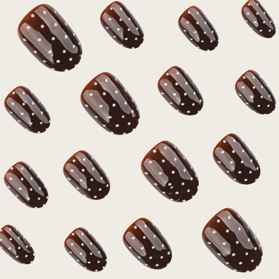 Trendy Polka Dot Press-On Nails Bowlift