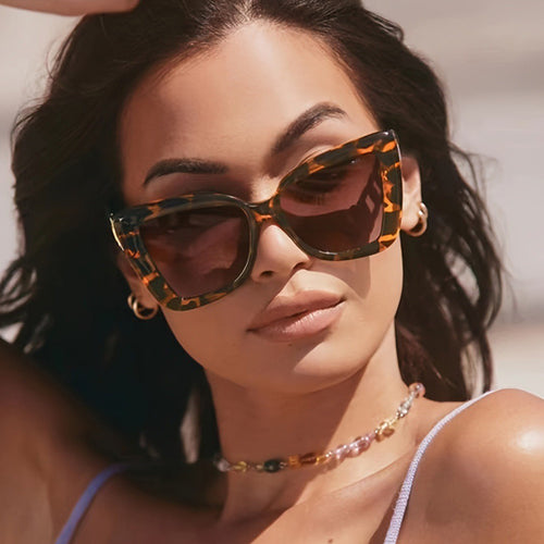 Women's trendy cat-eye sunglasses with sophisticated pattern Bowlift