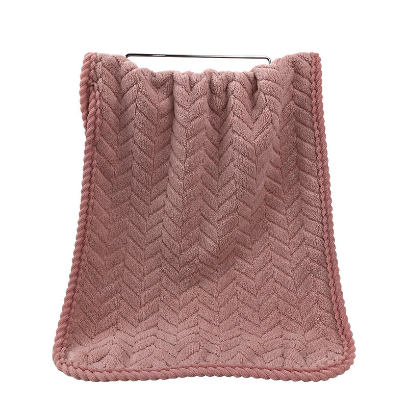 Cozy blanket with modern pattern Bowlift