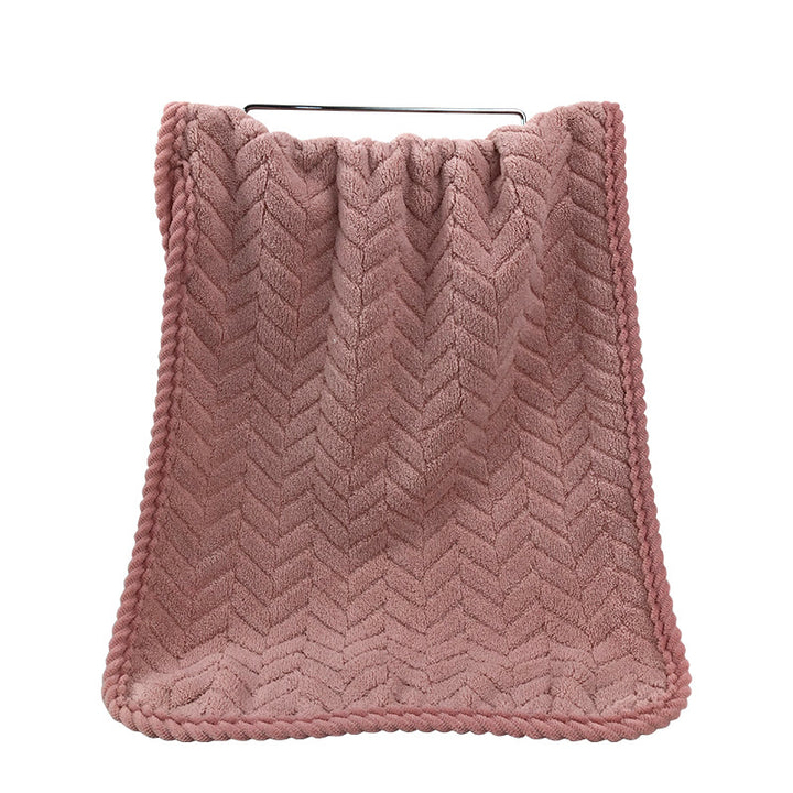 Cozy blanket with modern pattern Bowlift