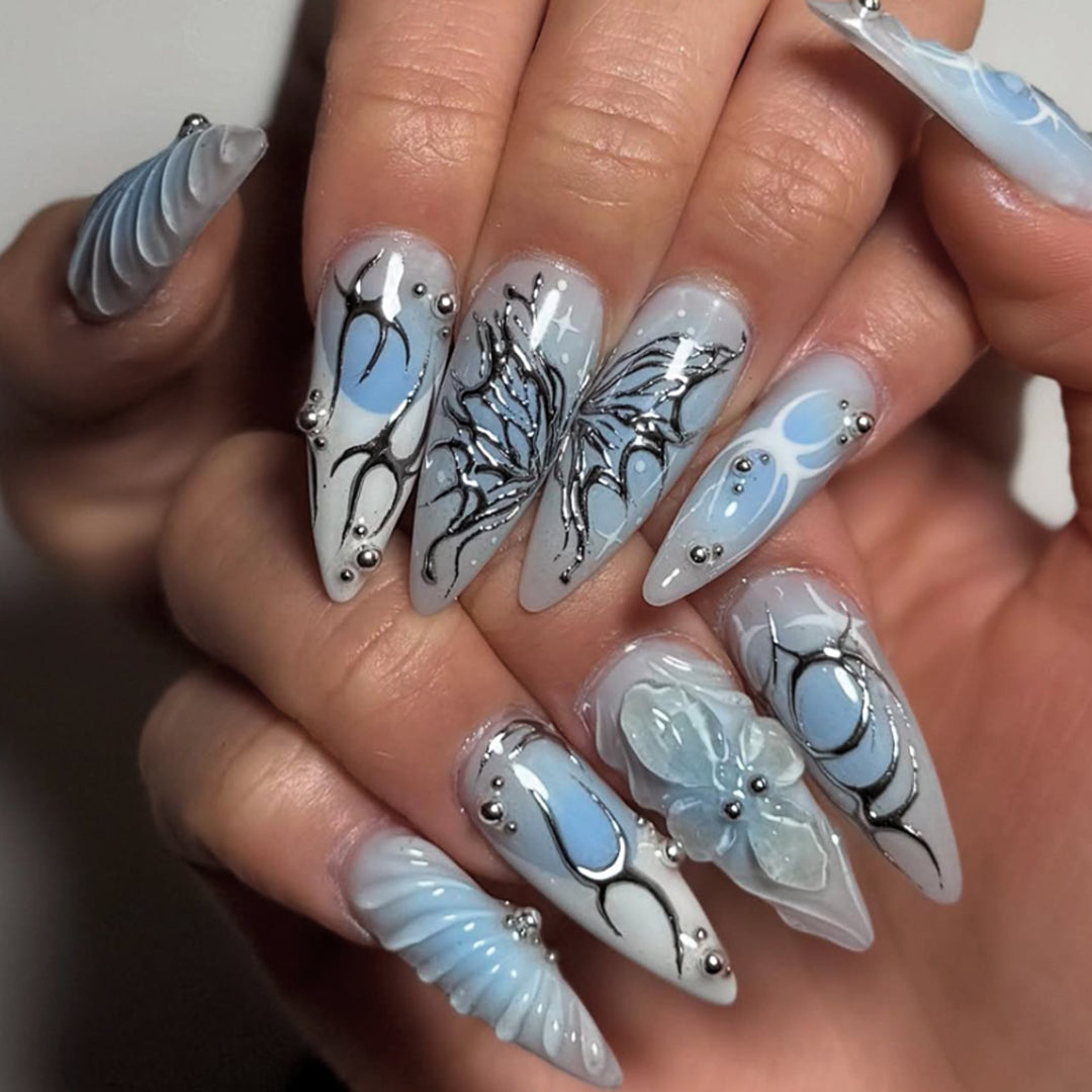 Elegant artificial nails with floral accents Bowlift