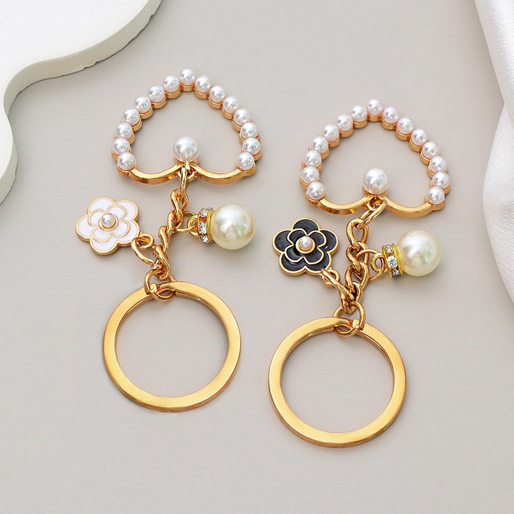 Keychain with heart and flower motif Bowlift