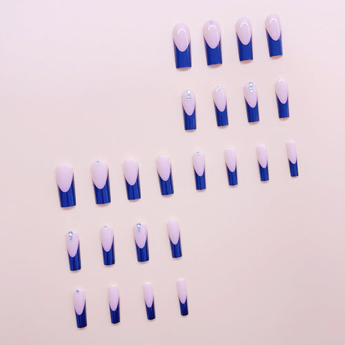 Acrylic nail set with modern glamour and luxurious 3D accents Bowlift