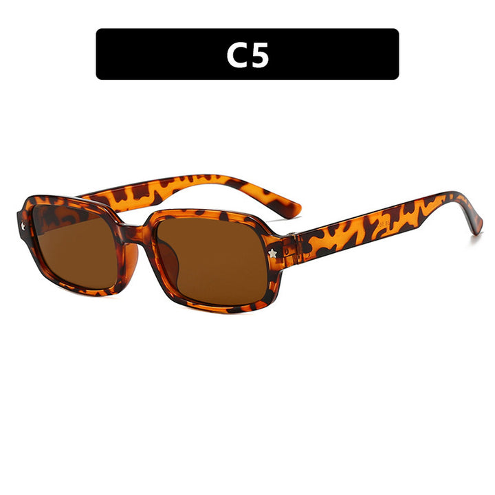 Women's fashionable rectangular sunglasses with outstanding design and protective UV filter Bowlift