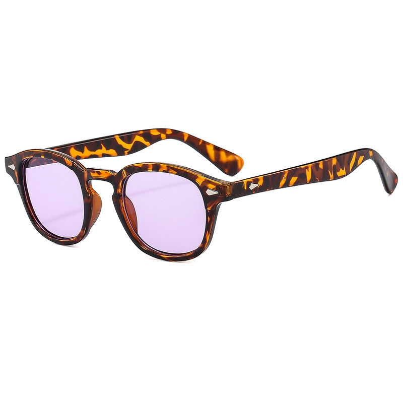 Ladies Fashion Reading Glasses in Retro Design Bowlift