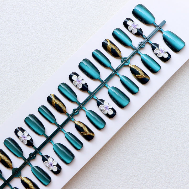 Elegant Press-On Nail Set with Floral Embellishments Bowlift