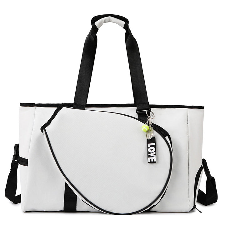 Versatile sports and travel bag with innovative storage Bowlift