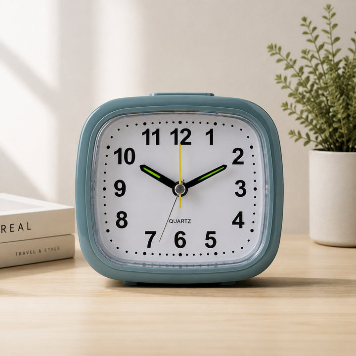 Quarz Alarm Clock with Large Dial Bowlift