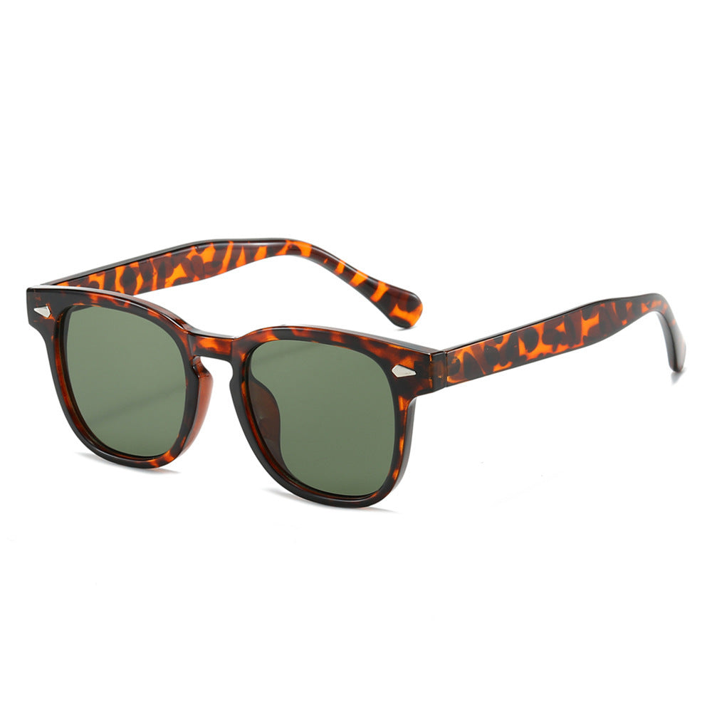 Classic Retro-Inspired Square Sunglasses Bowlift