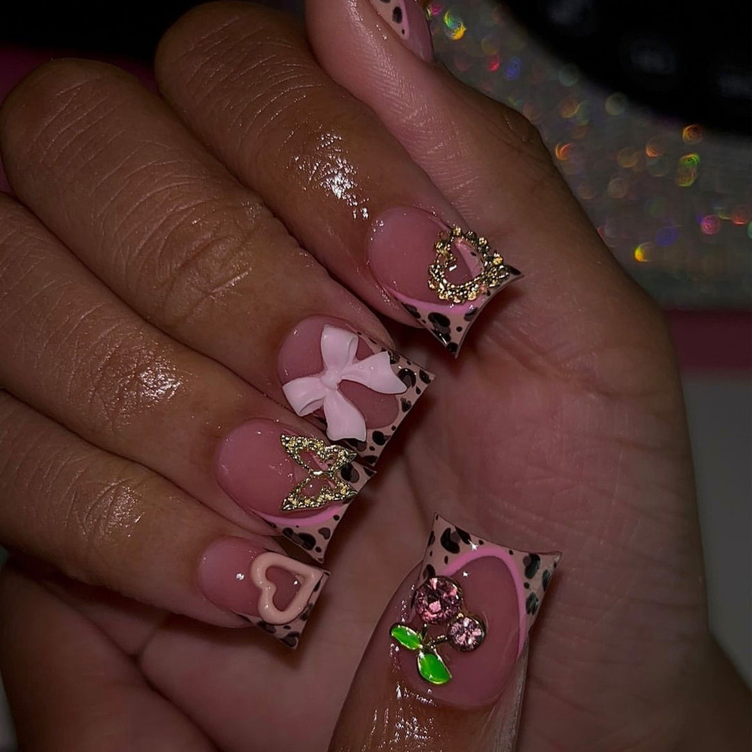 Artistic Nail Decoration Bowlift