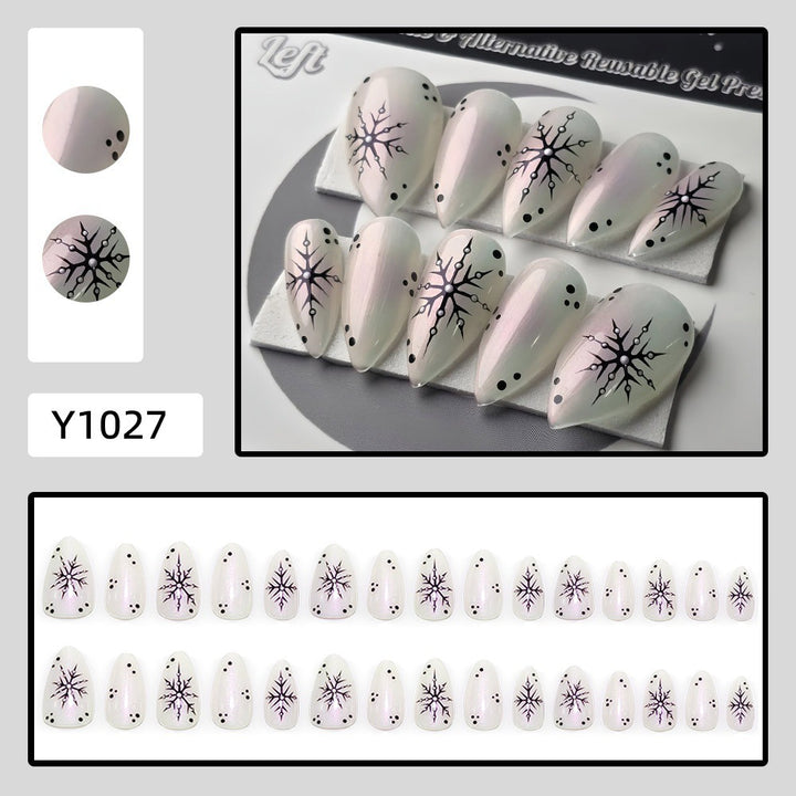 Artificial Nails in Modern Tribal Design Bowlift