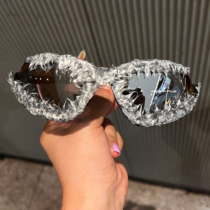 Women's avant-garde sunglasses Bowlift
