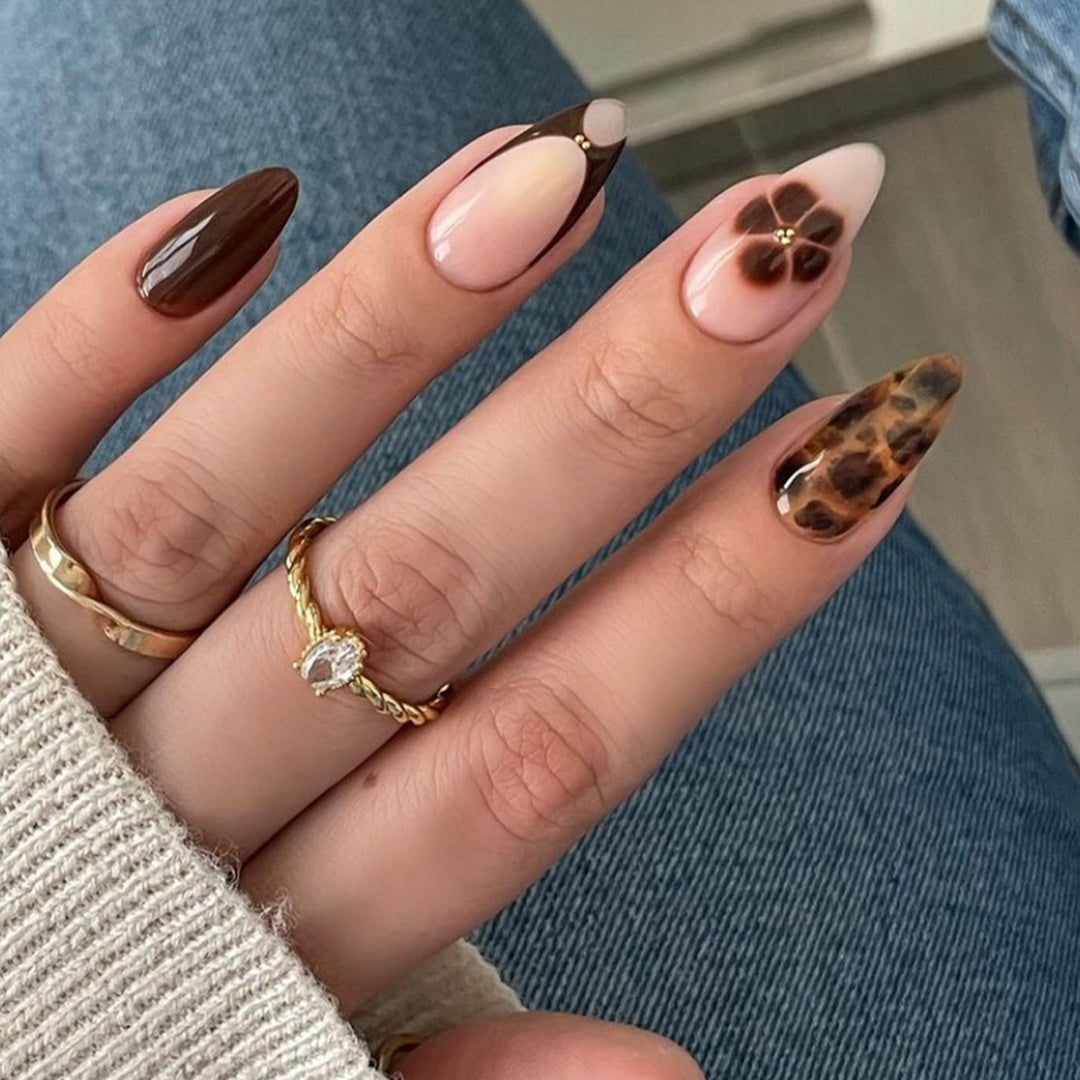Artistic Graphic Press-On Nails Bowlift