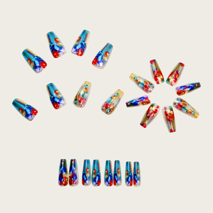 Artificial nails with sparkling crystal decorations Bowlift