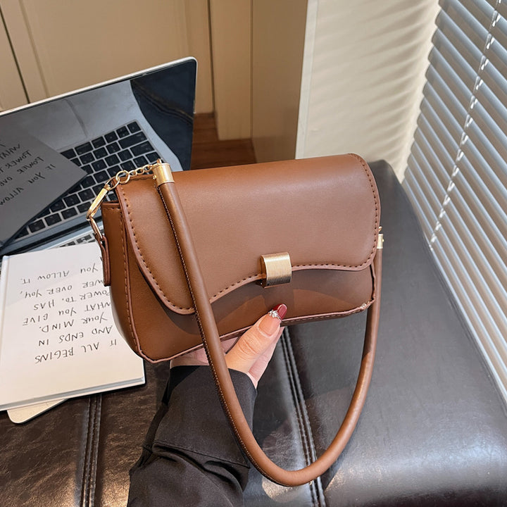 WoElegant Faux Leather Evening Clutch Bowlift