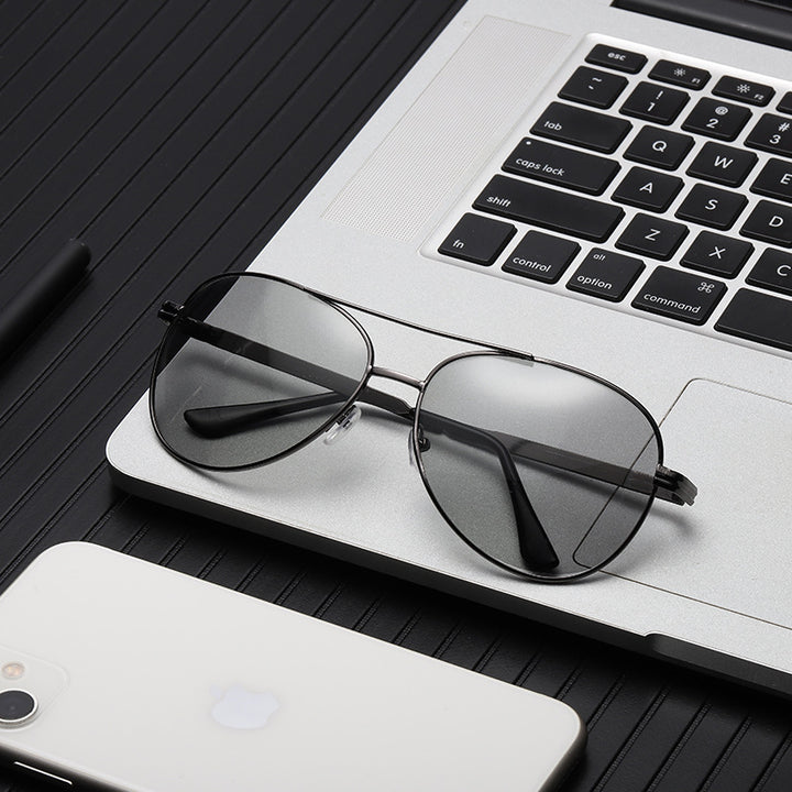 Modern Angular Frame Sunglasses Bowlift