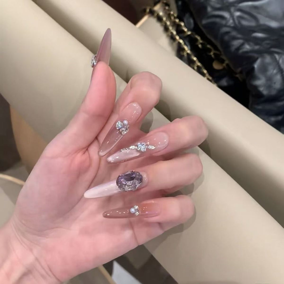 Artistic Press-On Nail Set Bowlift