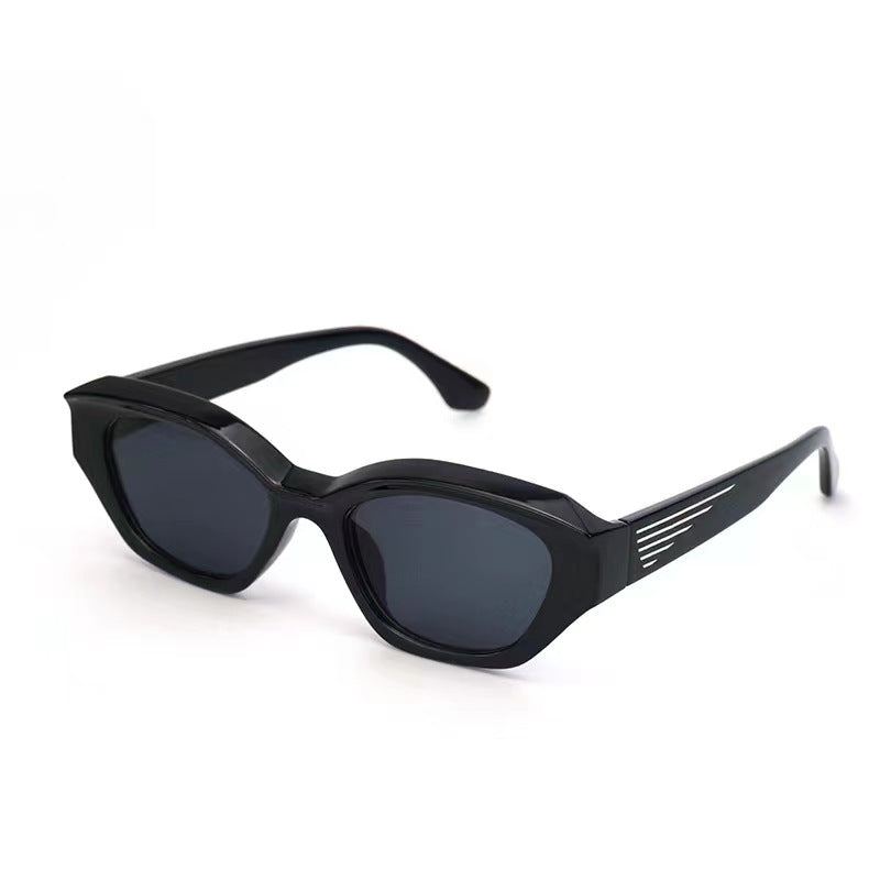 Women's designer sunglasses with distinctive polygonal frame and UV protection Bowlift