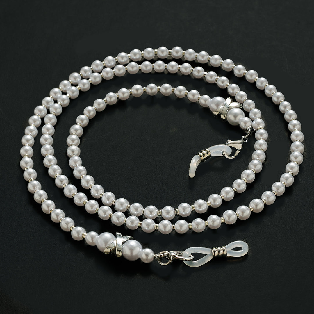 Elegant Beaded Eyewear Chain Bowlift