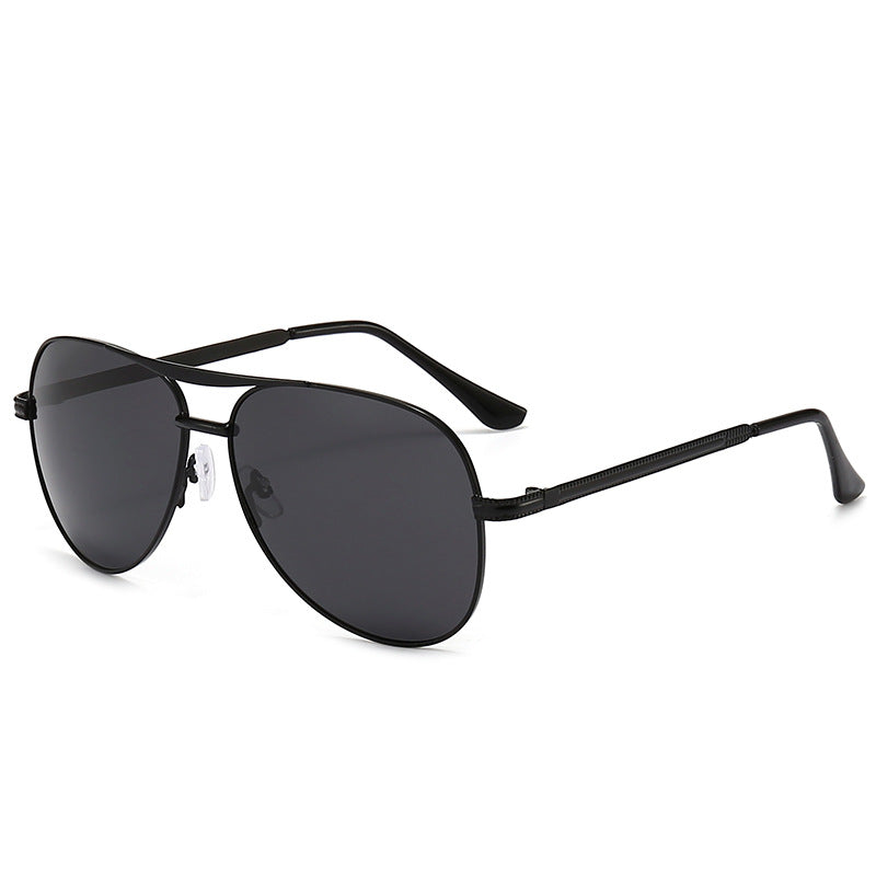 Men's fashionable pilot sunglasses with scratch-resistant lenses Bowlift